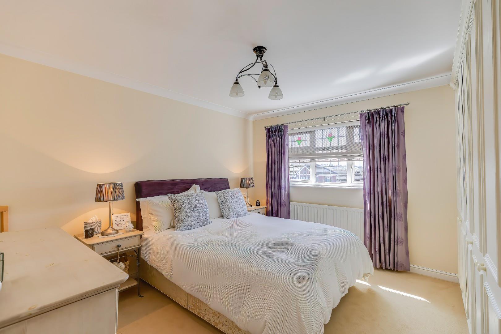 12 Blodyn Y Gog, Barry, CF63 1FB